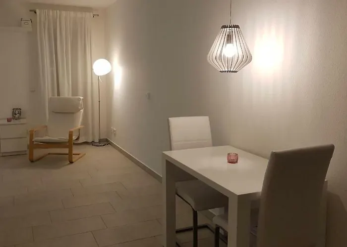 Apartament Schicke Bessungen *